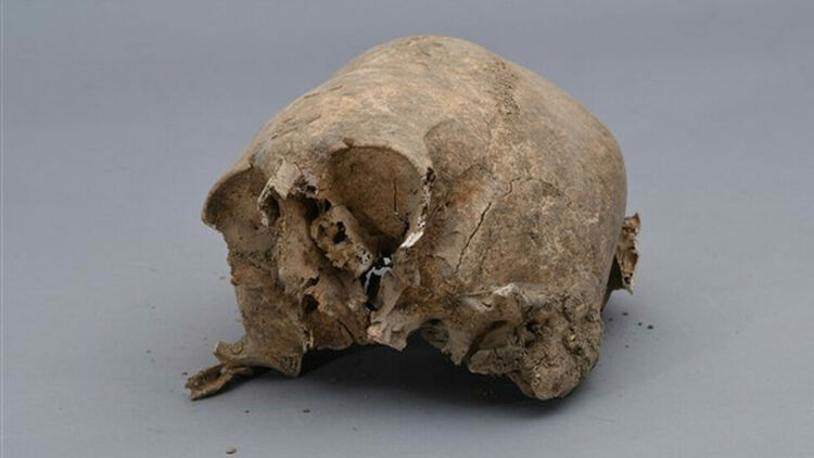 Върнаха откраднатия удължен череп на РИМ-Стара Загора