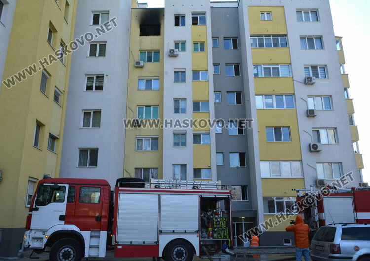 Апартамент изгоря в Хасково, изясняват причината за пожара