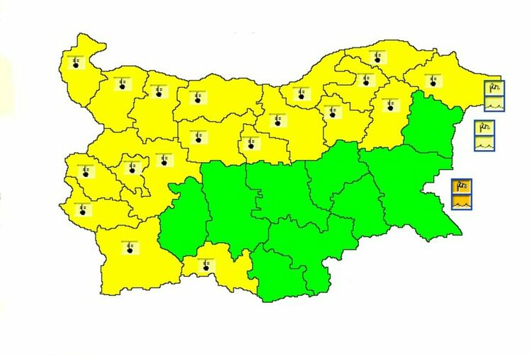 Опасност от лавини в планините, жълт код за студено време в 19 области