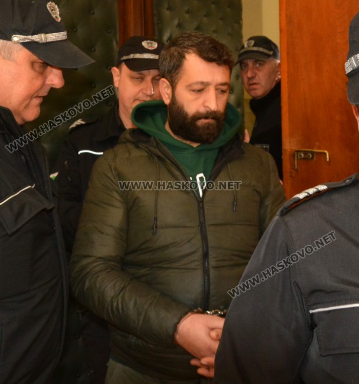 Оставиха в ареста шофьора на тира, задържан с над 50 кг марихуана