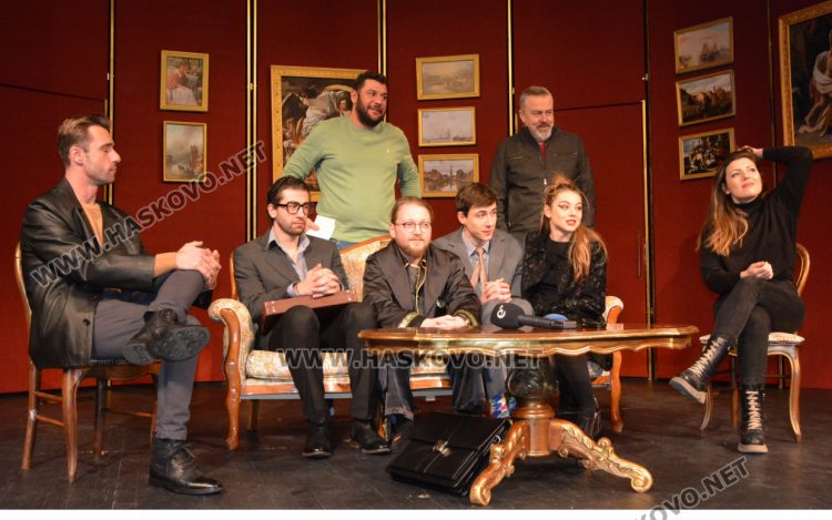 Евгени Будинов поставя първото премиерно заглавие  в Хасковския театър за 2023 г. "Вечеря за глупаци" 