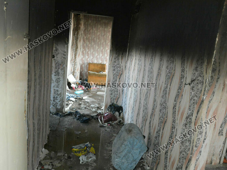 Апартамент изгоря в Хасково, изясняват причината за пожара
