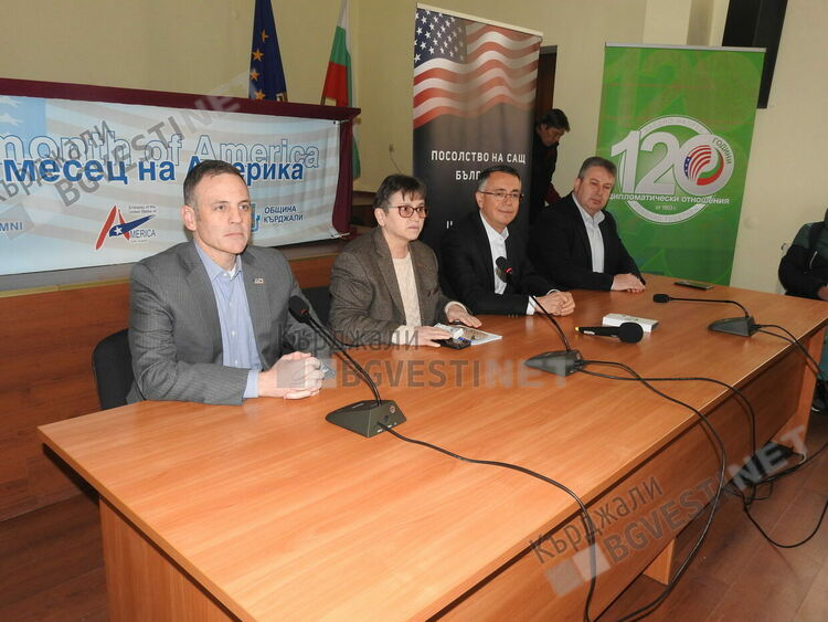 Сикрет Сървиз разбулва тайните си в Кърджали: България бе отличник по производството на фалшиви долари, но разбихме печатниците!