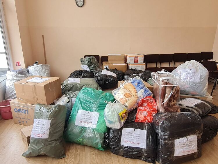 Момчилград изпрати първата пратка с помощи за бедстващите в Турция