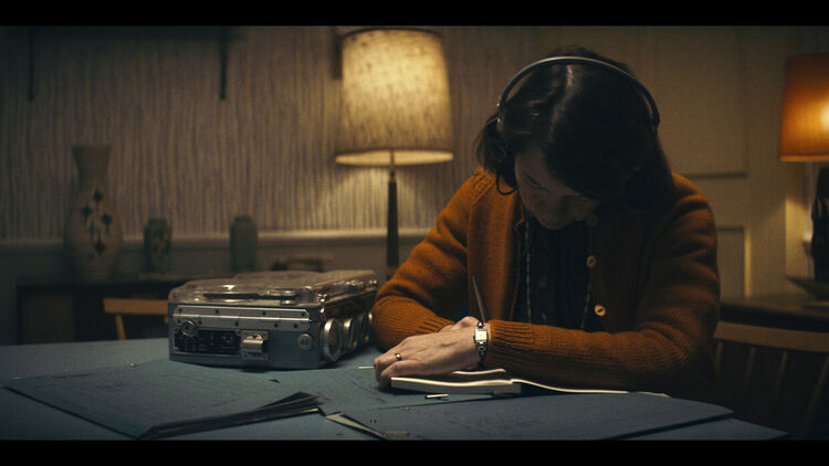 Гай Пиърс и Деймиън Люис играят главните роли в трилър сериала „Шпионин сред приятели“ с премиера в HBO Max