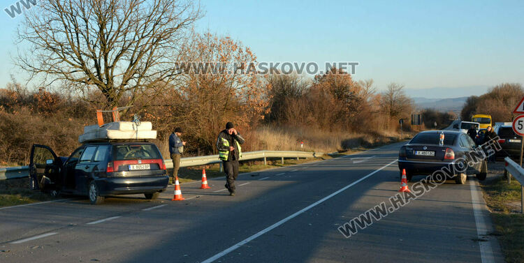 Мъж пострада при катастрофа край Хасково