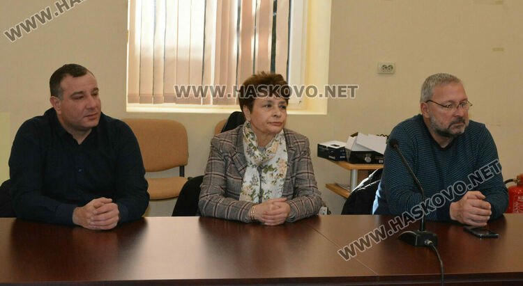 Началото на РИК-Хасково с минута мълчание в памет на жертвите на земетресенията