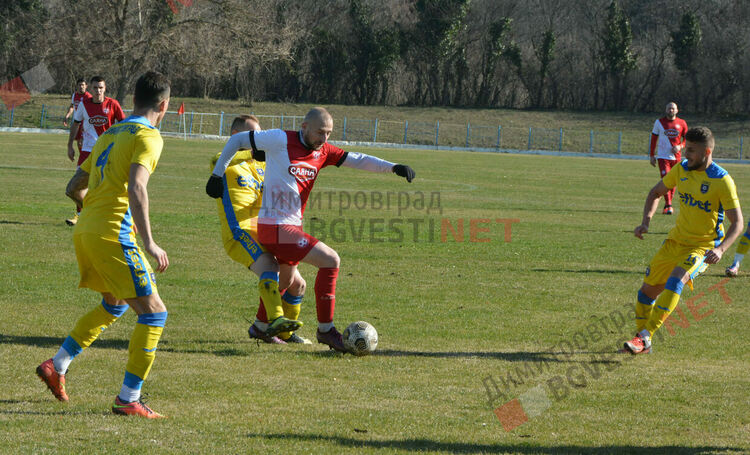 Оспорван футболен мач между отборите на Димитровград и Хасково