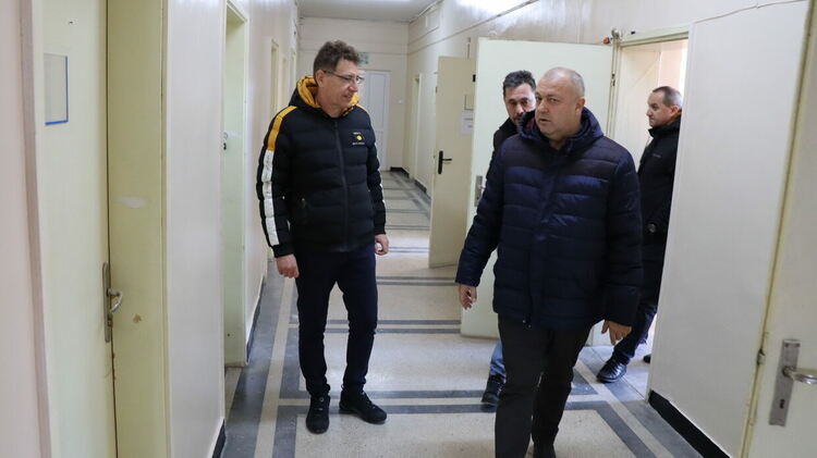 Трансформират родилно отделение в Ковид сектор в болницата в Ардино