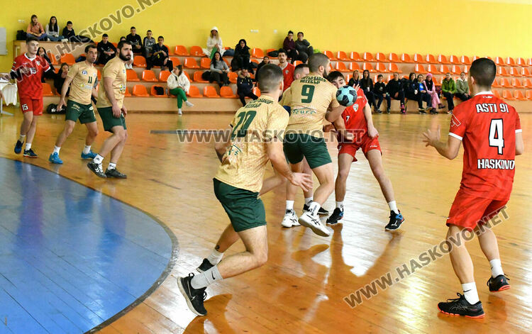 Хандбалистите от Хасково и Минерални бани играят мачове в помощ на Дани