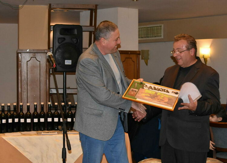 Избраха най-добрия винар сред предприемачите в Асеновград и региона (снимки)