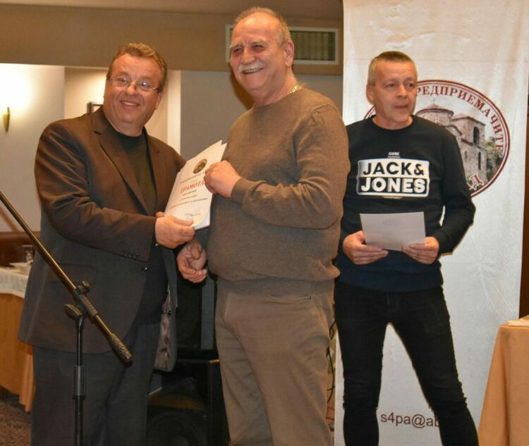 Избраха най-добрия винар сред предприемачите в Асеновград и региона (снимки)