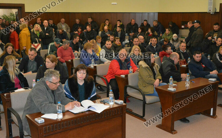 Животновъди на протест в Хасково заради ниските изкупни цени на млякото и с искане за промени