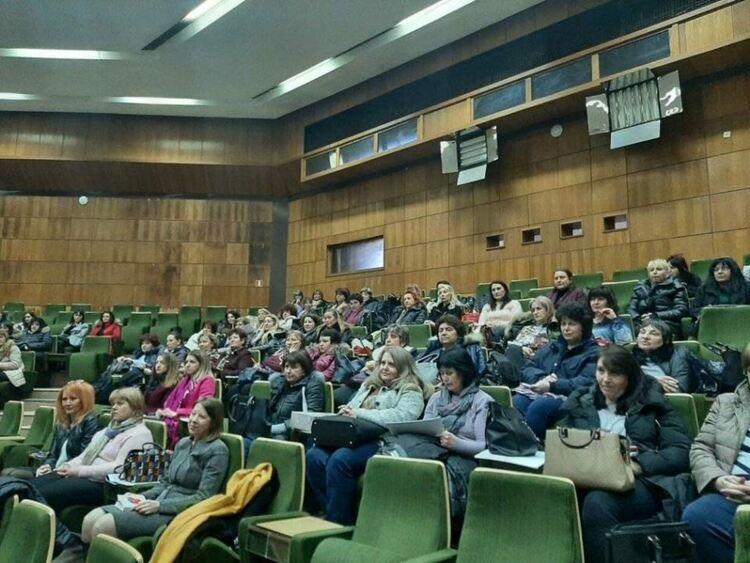 Ще учат децата в детски градини и училища как да разпознават инсулт