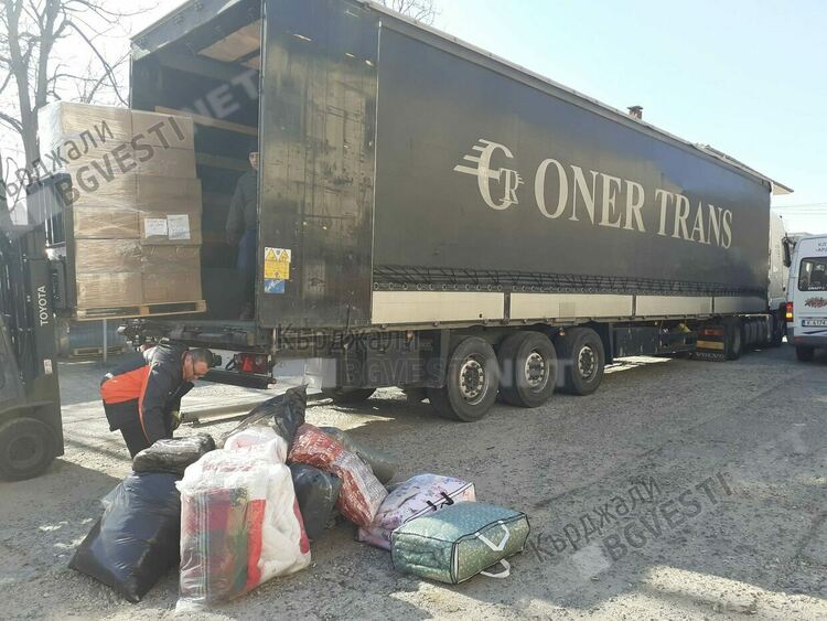 42 000 лева по сметка на БЧК за пострадалите от земетресенията внесоха от Община Кърджали