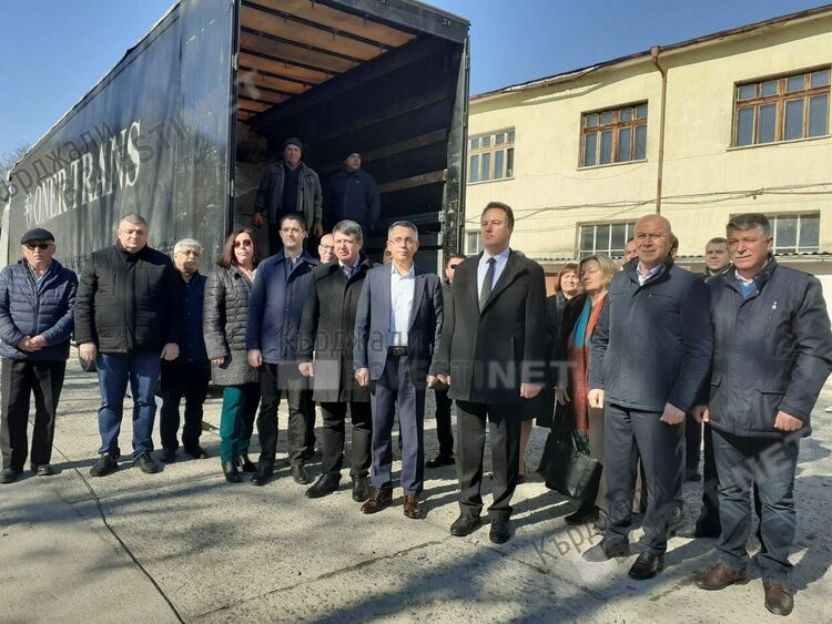 42 000 лева по сметка на БЧК за пострадалите от земетресенията внесоха от Община Кърджали