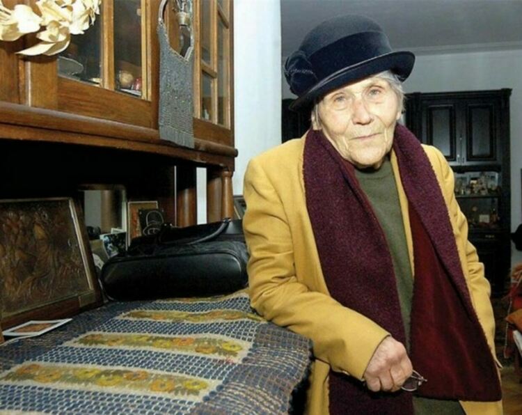 Хасковският театър чества юбилея на Юлия Огнянова