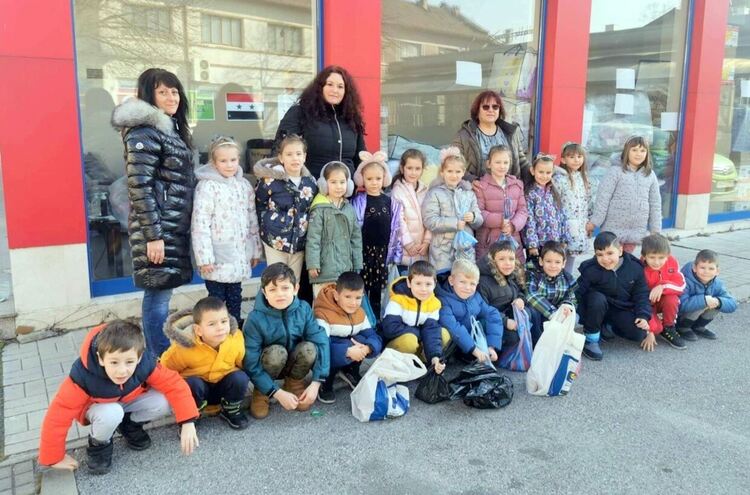 ДГ 8-ми март