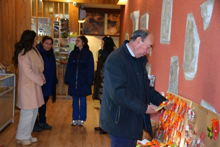 Мартенски благотворителен базар отвори врати в Асеновград 