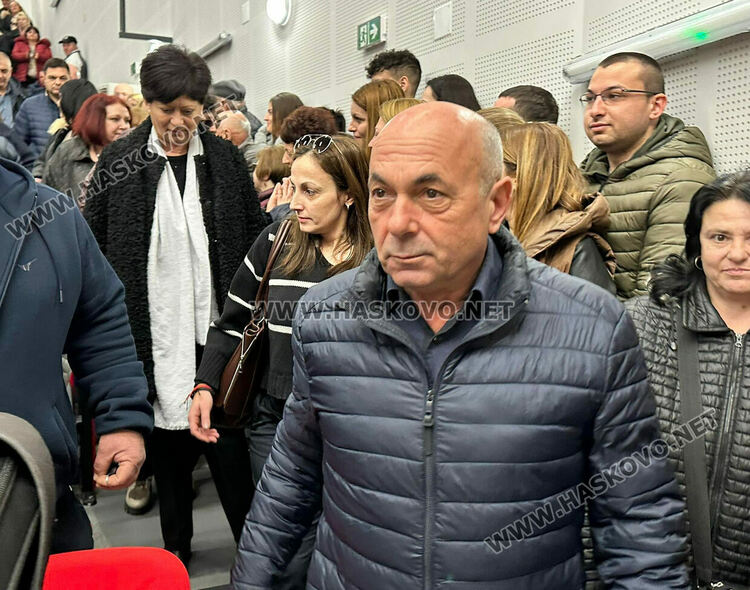 Кметове от Хасковско посрещнаха Бойко Борисов в Любимец