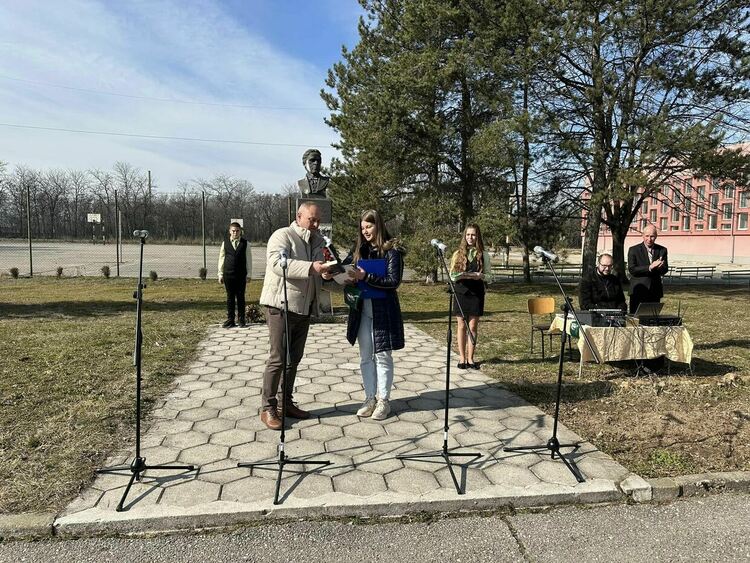 ПГСС почете делото и саможертвата на Апостола