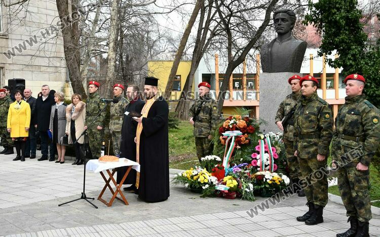 Хасково почете 150 г. от гибелта на Васил Левски 