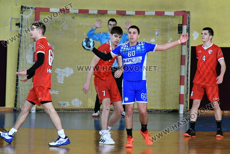 „Асти“ записа победа и загуба в първенството за хандбалисти до 19 г.