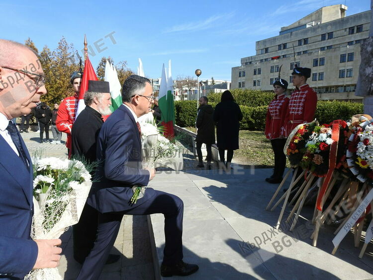   Кърджалийци:Апостолът на Свободата изпревари времето си!