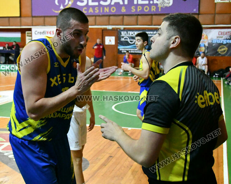 Бакетболистите на Хасково взеха дербито с „Хебър“