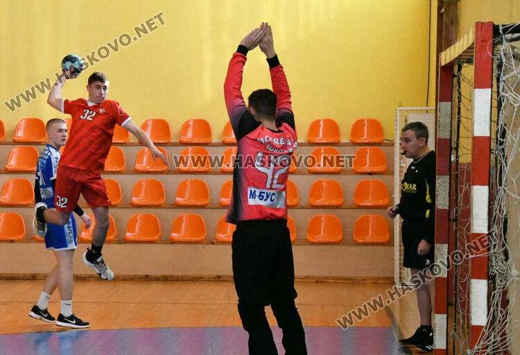 „Асти“ записа победа и загуба в първенството за хандбалисти до 19 г.