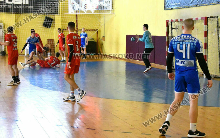 „Асти“ записа победа и загуба в първенството за хандбалисти до 19 г.