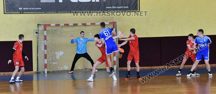 „Асти“ записа победа и загуба в първенството за хандбалисти до 19 г.