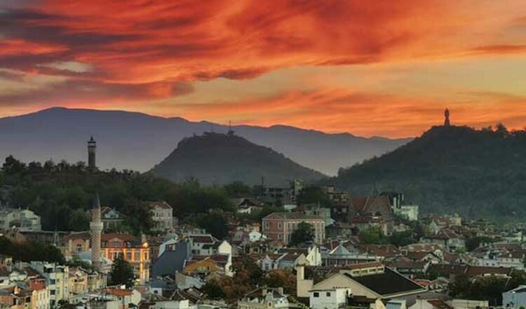 Битката за Пловдив: Един мандат в повече, сътресения в ГЕРБ и БСП