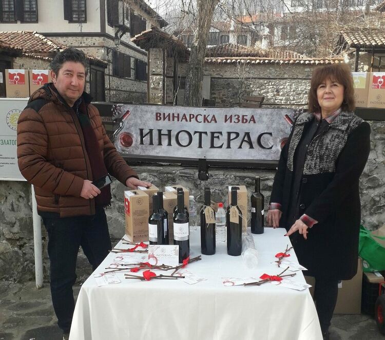 Трима майстори на вино от Хасково сред призьорите на „Трифониада“ в Златоград