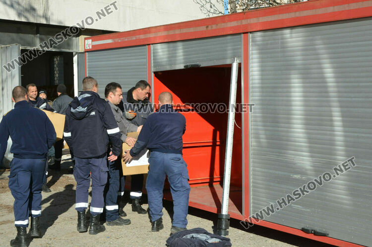 БЧК изпрати 453 кашона дарения за пострадалите от земетресението в Турция и Сирия