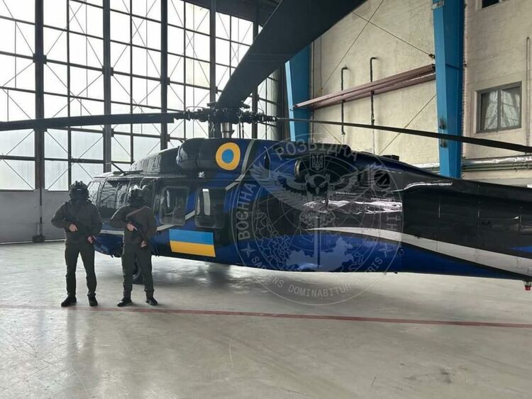 Украинският спецназ има Black Hawk, за доставката на който не е обявявано