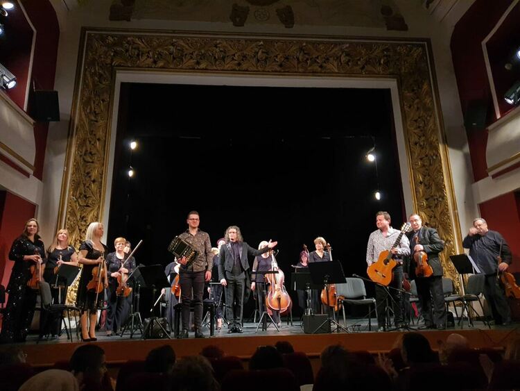 Музиката на Пиацола беше посрещната с аплодисменти в Хасково