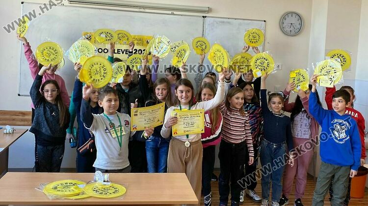 Двама представители на училище &bdquo;Св.Иван Рилски&ldquo; на регионалния кръг по Spelling Bee