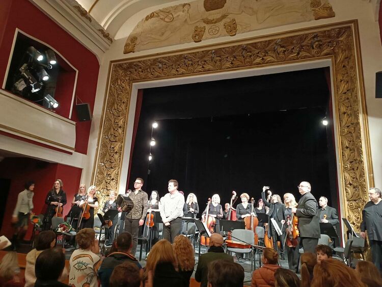 Музиката на Пиацола беше посрещната с аплодисменти в Хасково