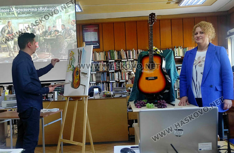 Преподаватели по музиката и изобразително от училище „Шандор Петьофи“ направиха бинарен урок