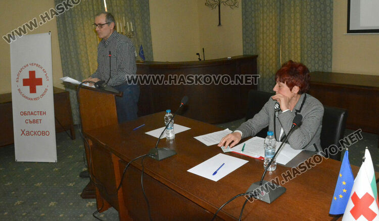 БЧК-Хасково завери 113 талона за водни спасители за 2022 г., подпомогна 190 украинци 