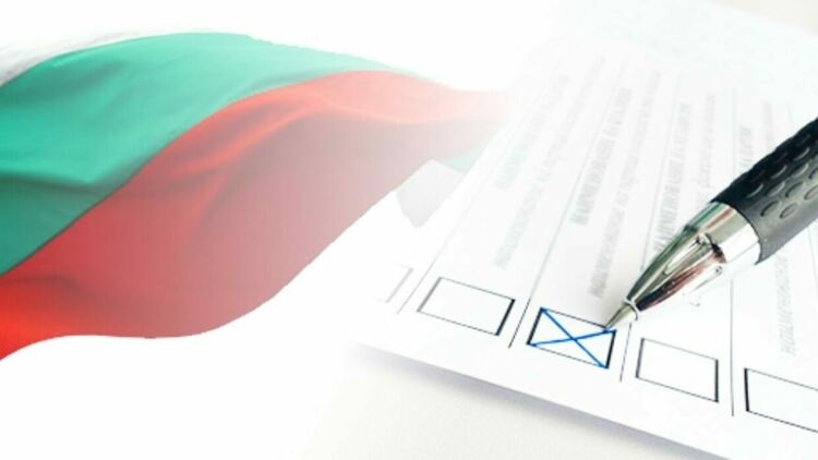 Кметът Николай Митков  проведе консултации с политическите партии за сформиране съставите на СИК