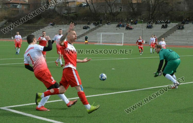 Емил Ангелов донесе победата на ОФК “Хасково“ в местното дерби на областната група