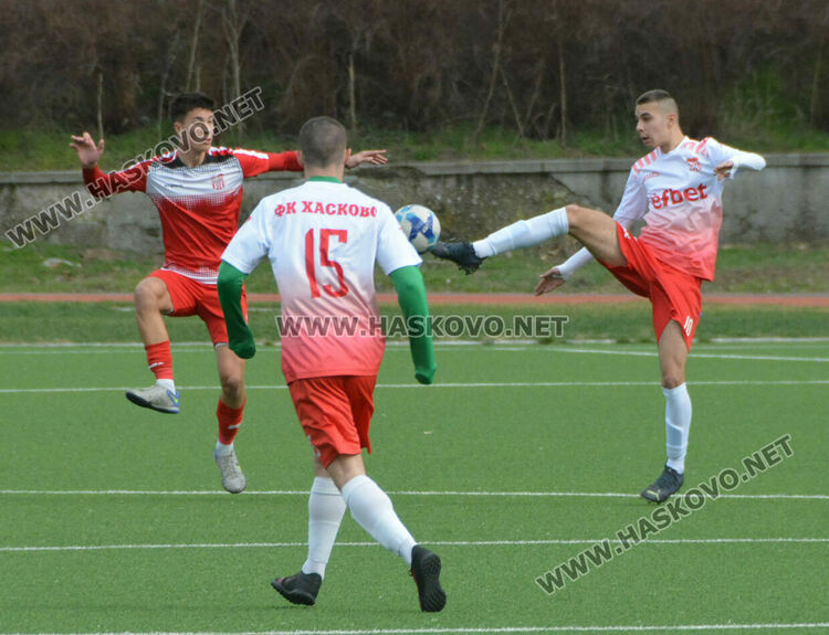 Емил Ангелов донесе победата на ОФК “Хасково“ в местното дерби на областната група