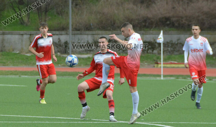 Емил Ангелов донесе победата на ОФК “Хасково“ в местното дерби на областната група