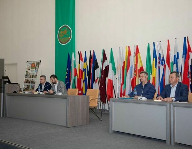 Предизвикателствата и перспективите, пред които са изправени общинските приюти за безстопанствени животни бяха обсъдени на среща