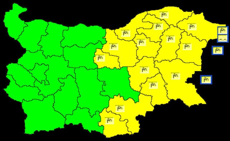 Жълт код за силен вятър в половината страна