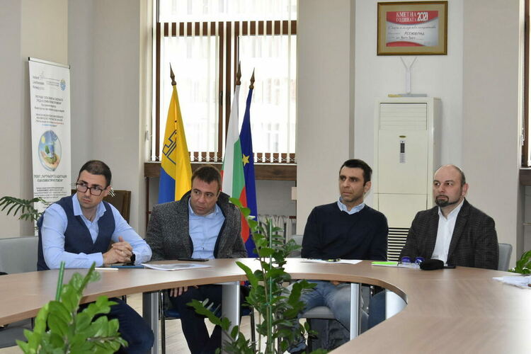 Проведоха консултации за предстоящите избори в Асеновград