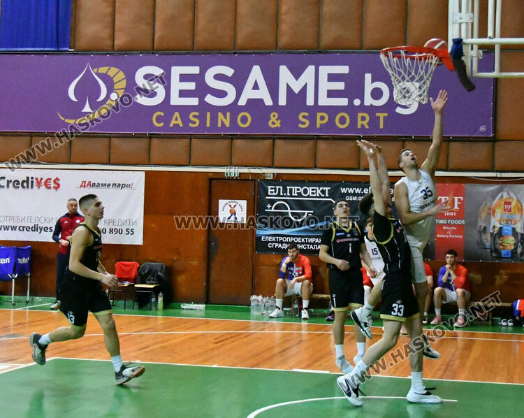 Баскетболистите на Хасково победиха &bdquo;Академик&ldquo; със 112:90