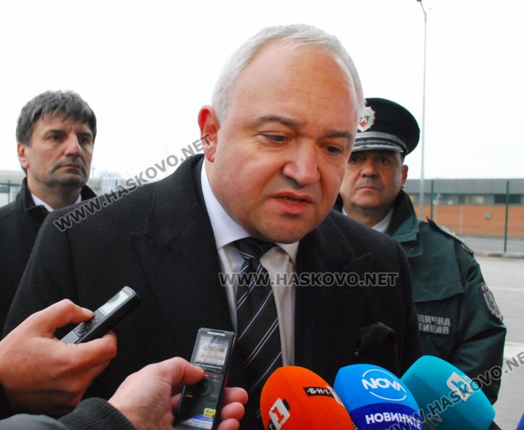 Иззеха помещения на „Капитан Андреево“ от частна фирма и ги дават на БАБХ